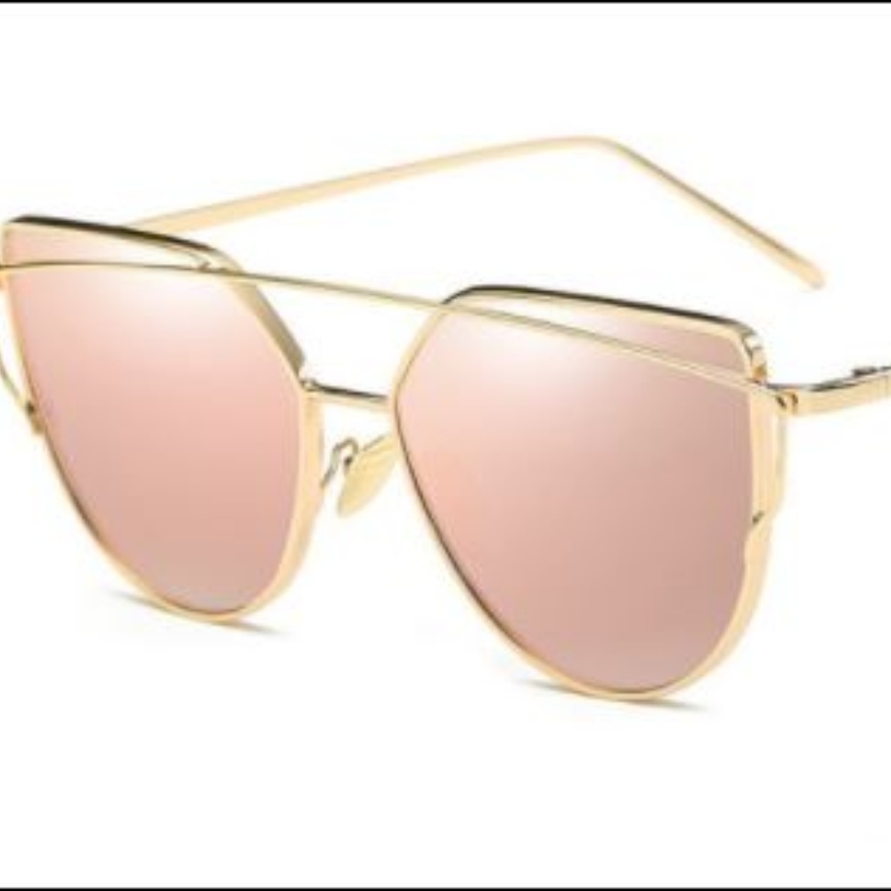 Rose gold cat eye metal sunnies